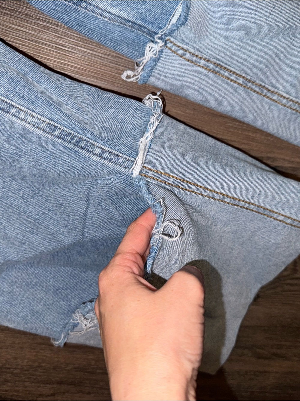 Vibrant Light Blue Wide-Leg Distressed Jeans - Picture 3 of 6